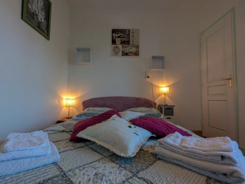 Guestroom Châtillon-sur-Indre, 1 pièce, 2 personnes - photo_1011663109265