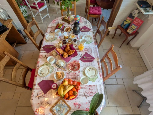 Guestroom Châtillon-sur-Indre, 1 pièce, 4 personnes - photo_1011663098379