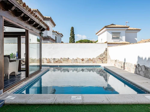 Villa Chiclana de la Frontera, 5 pièces, 8 personnes - photo_1011776476217