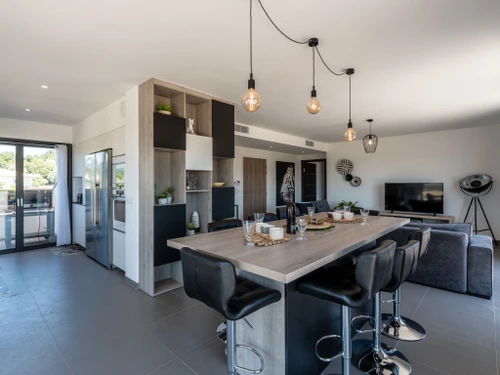 Apartment Porto-Vecchio, 4 bedrooms, 8 persons - photo_14897472736