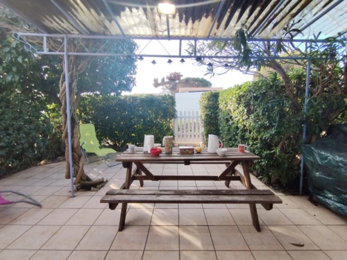 Villa Fleury-Saint-Pierre-la-Mer, 2 bedrooms, 6 persons - photo_1011698521728