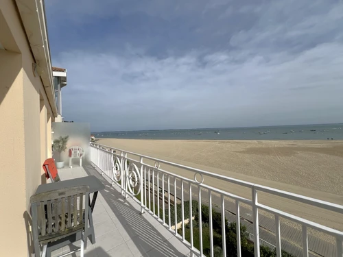 Apartamento Arcachón, 1 dormitorio, 2 personas - photo_1011766287574