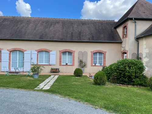 Guestroom Montreuil-le-Henri, studio flat, 5 persons - photo_1011599027767