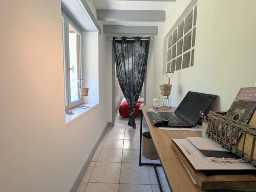 Gasthaus Rouvres-les-Bois, 2 Schlafzimmer, 4 Personen - photo_1011741673504