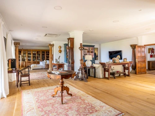 Villa Elviria, Marbella, 5 Schlafzimmer, 10 Personen - photo_1011783007846