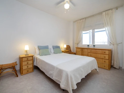 Ferienwohnung Calp, 2 Schlafzimmer, 4 Personen - photo_1011596002166