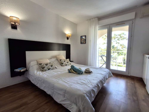 Apartment Saint-Florent, studio flat, 2 persons - photo_1011787124875