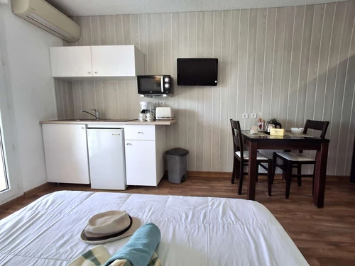 Apartment Saint-Florent, studio flat, 2 persons - photo_1011787124875