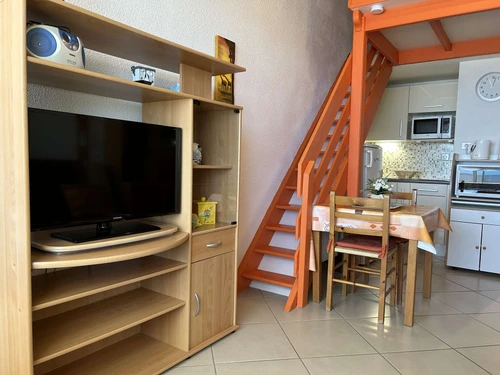 Apartment Fleury-Saint-Pierre-la-Mer, studio flat, 4 persons - photo_1011787158485