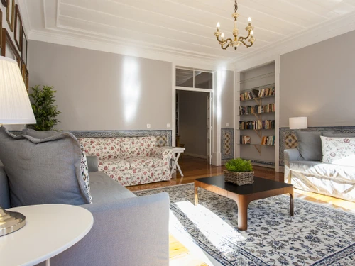 Apartment Lisbon, 5 bedrooms, 22 persons - photo_1011787179127