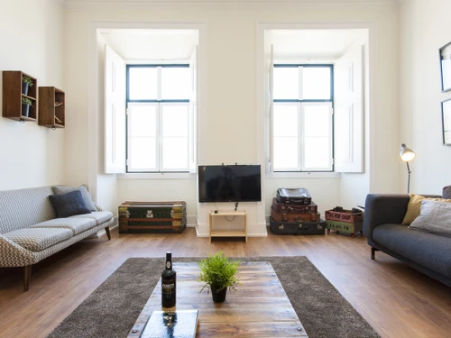 Apartment Lisbon, 6 bedrooms, 25 persons - photo_1011787180395