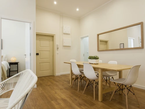 Apartment Lisbon, 4 bedrooms, 13 persons - photo_1011787180729