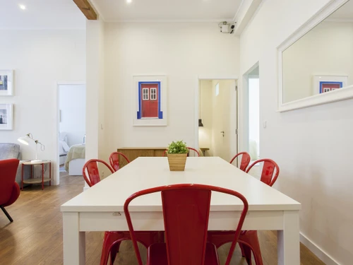 Apartment Lisbon, 5 bedrooms, 17 persons - photo_1011787183478