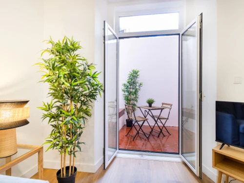 Apartment Lisbon, 3 bedrooms, 9 persons - photo_1011787184179