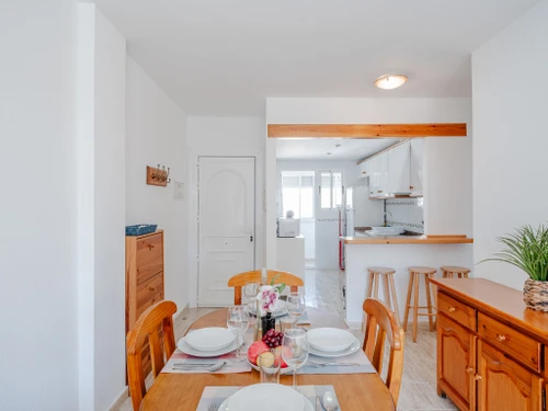 Apartamento Oliva, 2 dormitorios, 4 personas - photo_1011788276800