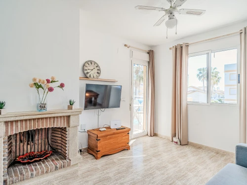 Apartamento Oliva, 2 dormitorios, 4 personas - photo_1011788276800