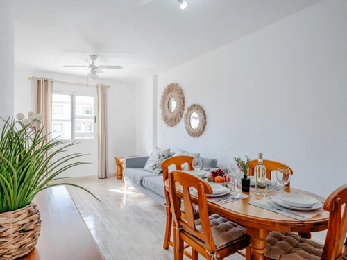 Apartamento Oliva, 2 dormitorios, 4 personas - photo_1011788276800