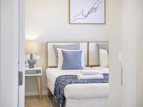 Apartment Caniço, 2 bedrooms, 4 persons - photo_1011789084276