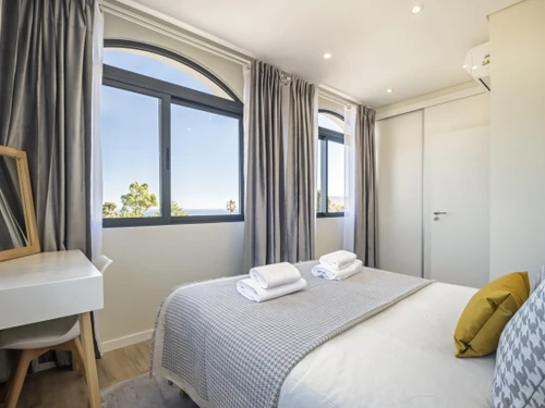 Ferienwohnung Caniço, 2 Schlafzimmer, 4 Personen - photo_1011789084276