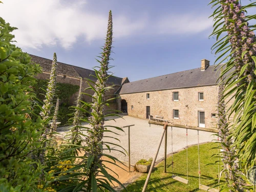 Gasthaus La Hague, 4 Schlafzimmer, 10 Personen - photo_10789487238