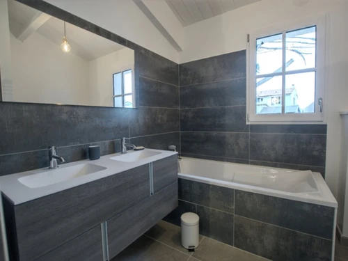 Ferienhaus La Flotte, 4 Schlafzimmer, 8 Personen - photo_1011791898581