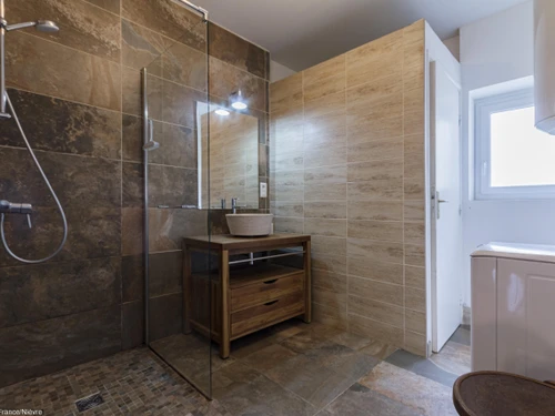 Gasthaus Saint-Hilaire-Fontaine, 2 Schlafzimmer, 4 Personen - photo_1011695334276