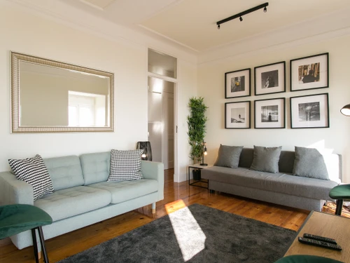 Apartment Lisbon, 4 bedrooms, 9 persons - photo_1011787183331