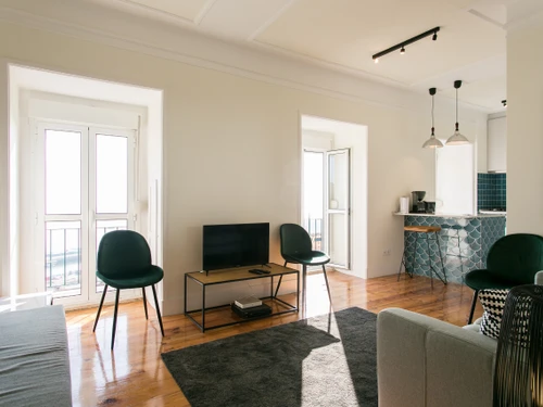 Apartment Lisbon, 4 bedrooms, 9 persons - photo_1011787183331