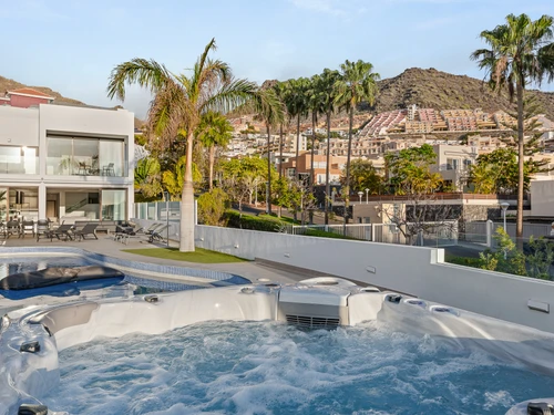 Villa Costa Adeje, 8 Schlafzimmer, 16 Personen - photo_1011799123135