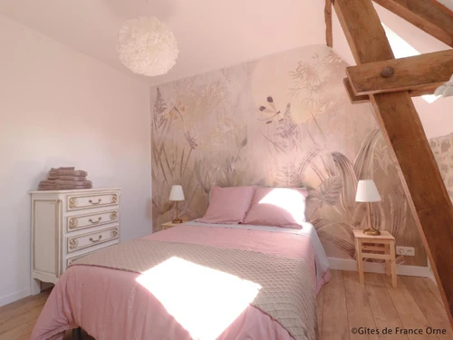 Gasthaus Saint-Fraimbault, 3 Schlafzimmer, 6 Personen - photo_1011799276407