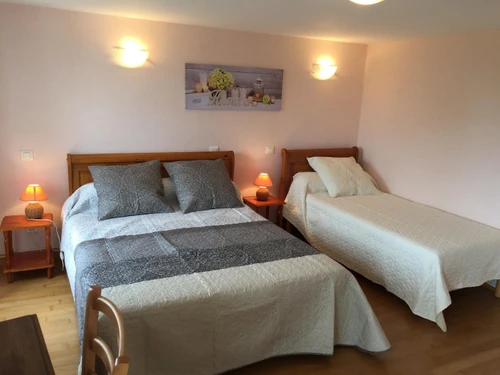 Gite Saint-Paul-de-Vézelin, 3 bedrooms, 8 persons - photo_14205278130