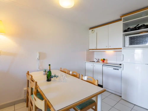 Apartment Saint-Raphaël, 2 bedrooms, 6 persons - photo_17477393621