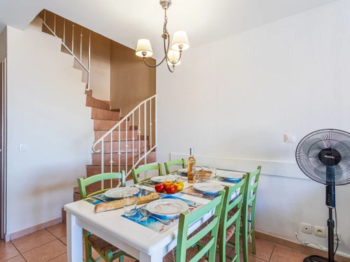 Apartment Six-Fours-les-Plages, 2 bedrooms, 6 persons - photo_14061789272