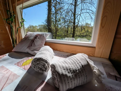 Gîte Mantoche, 1 pièce, 2 personnes - photo_1011806034084