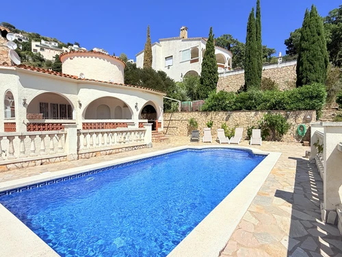 Villa Roses, 4 pièces, 4 personnes - photo_1011590322156