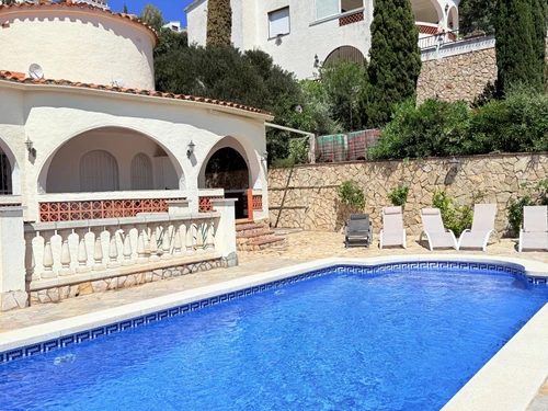 Villa Roses, 4 pièces, 4 personnes - photo_1011590322156