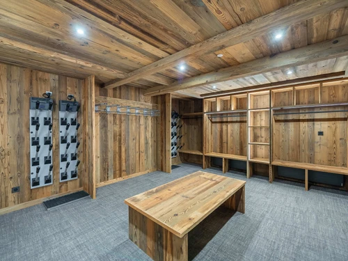 Chalet Les Belleville, 6 bedrooms, 15 persons - photo_17050097984