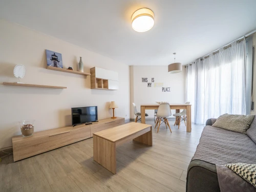 Apartamento Torredembarra, 2 dormitorios, 4 personas - photo_18619998023