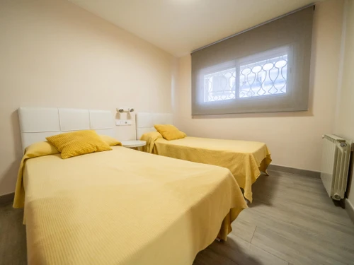 Apartamento Torredembarra, 2 dormitorios, 4 personas - photo_18619998023