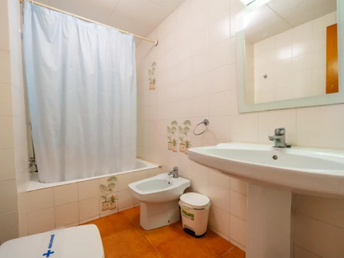 Apartment Torredembarra, 2 bedrooms, 4 persons - photo_18619990168