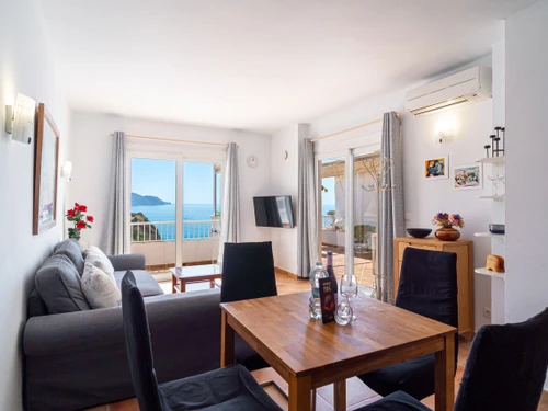 Apartamento Nerja, 2 dormitorios, 4 personas - photo_1011812967882