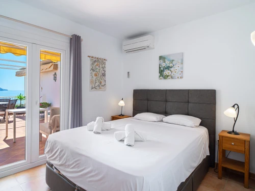 Apartamento Nerja, 2 dormitorios, 4 personas - photo_1011812967882