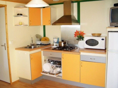 Camping Salles-Curan, 2 bedrooms, 4 persons - photo_1011815158760