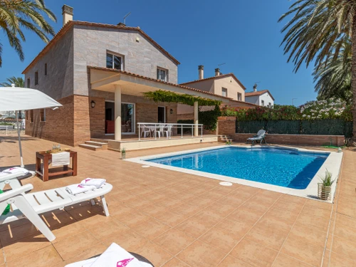 Villa Ampuriabrava, 5 dormitorios, 9 personas - photo_19081730699