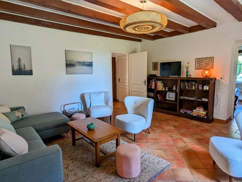 Gîte Saint-Loup-Nantouard, 6 pièces, 10 personnes - photo_1011823380361