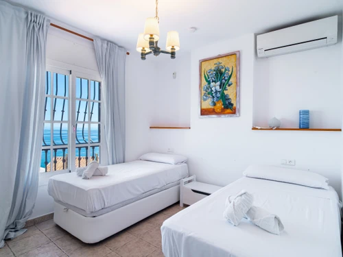 Villa Nerja, 4 pièces, 6 personnes - photo_1011822088278