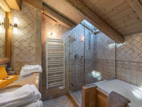 Chalet Courchevel 1850, 4 bedrooms, 8 persons - photo_1011514245346