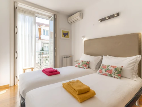 Apartment Lisbon, 2 bedrooms, 5 persons - photo_1011825554575