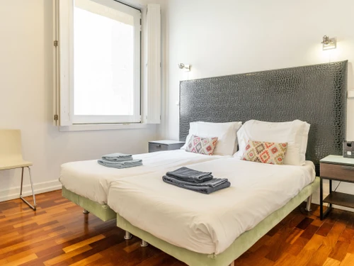 Apartment Lisbon, 3 bedrooms, 9 persons - photo_1011825556211