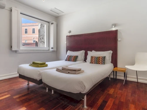 Apartment Lisbon, 3 bedrooms, 9 persons - photo_1011825558038